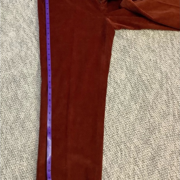Brooks Brothers Clark Corduroy
Pants size 35/30 - Picture 6 of 7